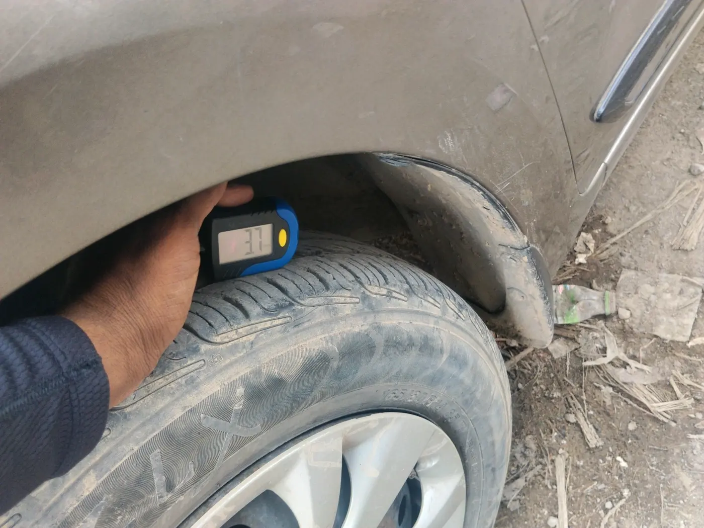 2018 Maruti Swift VDI, Diesel, Manual, 1,15,012 km, tyre