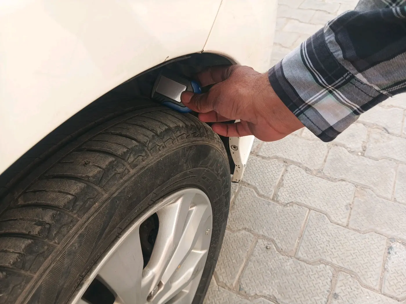 2012 Honda City 1.5L I-VTEC V AT, CNG, Automatic, 1,31,145 km, tyre