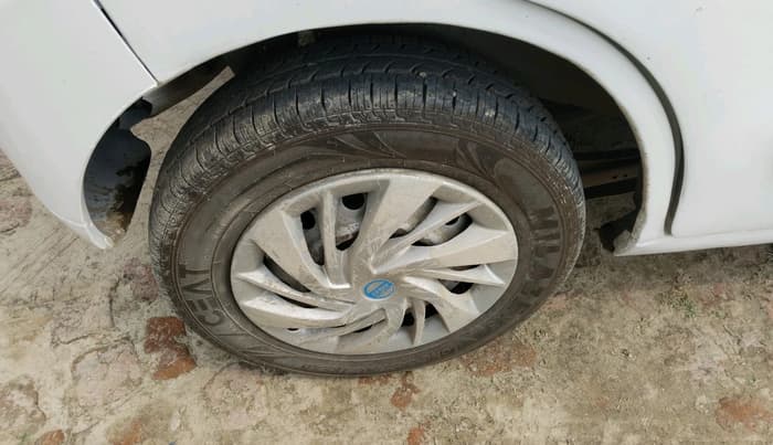 2015 Maruti Wagon R 1.0 LXI CNG, CNG, Manual, 75,785 km, tyre