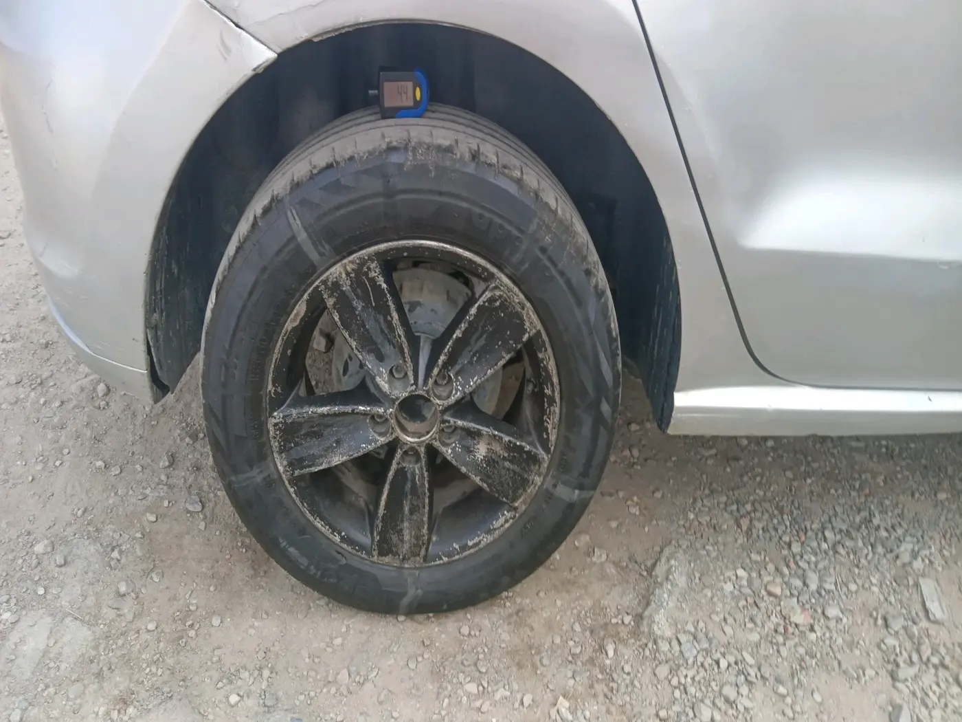 2012 Volkswagen Polo COMFORTLINE 1.2L, Diesel, Manual, 1,16,987 km, tyre