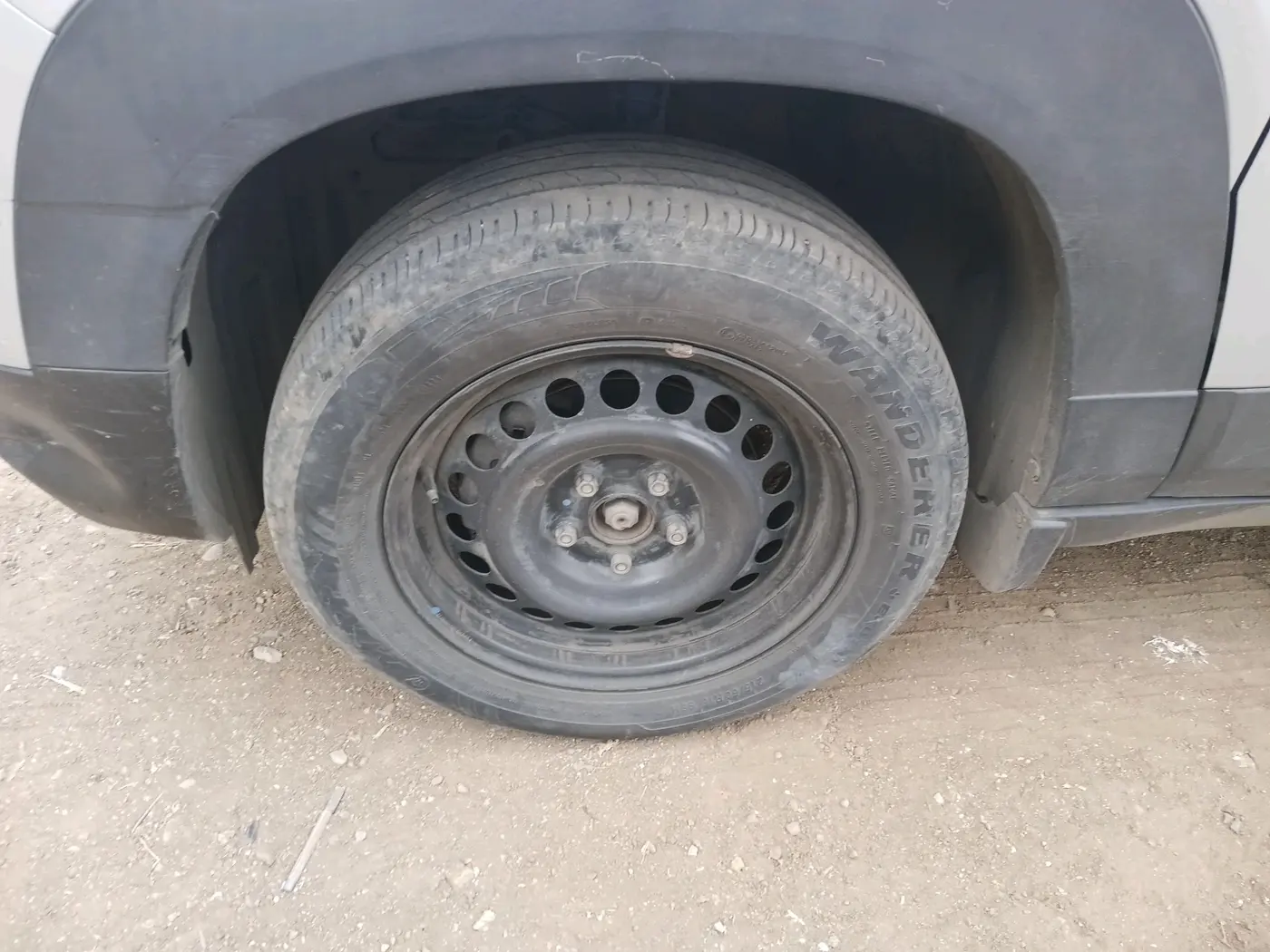 2023 Maruti BREZZA LXI S- CNG, CNG, Manual, 74,195 km, tyre