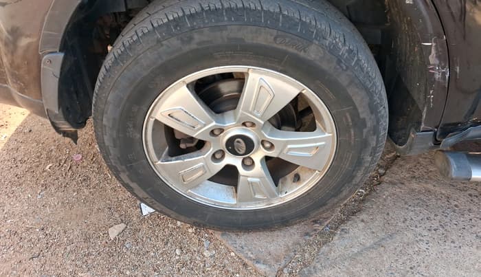 2013 Mahindra XUV500 W8, Diesel, Manual, 86,450 km, tyre