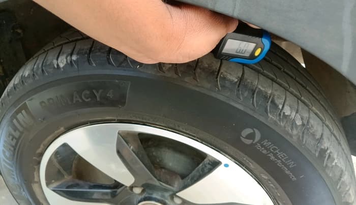 2018 Tata NEXON XZA PLUS PETROL, Petrol, Automatic, 54,010 km, tyre