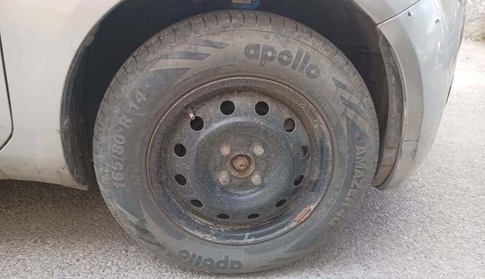 2011 Maruti Ritz VXI, Petrol, Manual, 29,572 km, tyre
