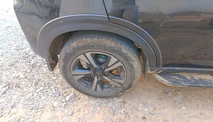 2024 Tata NEXON Fearless Plus S Dark, Petrol, Manual, 35,033 km, tyre