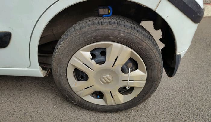 2012 Maruti Wagon R 1.0 VXI, Petrol, Manual, 74,910 km, tyre