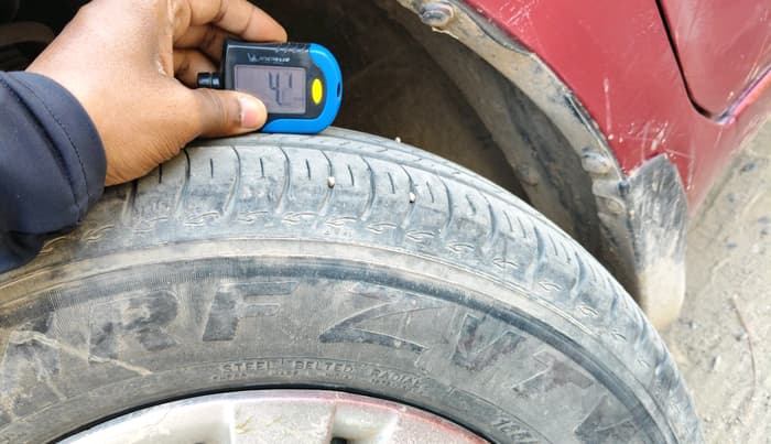 2012 Maruti Ritz VXI, CNG, Manual, 78,470 km, tyre