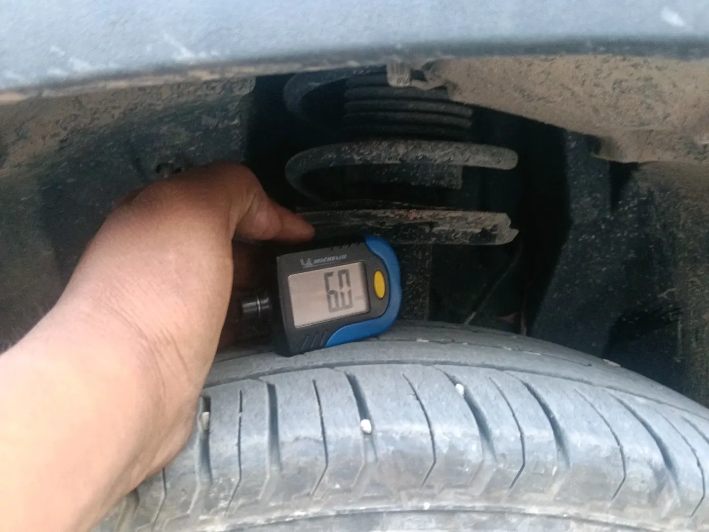 2022 Tata PUNCH ADVENTURE MT, Petrol, Manual, 42,052 km, tyre