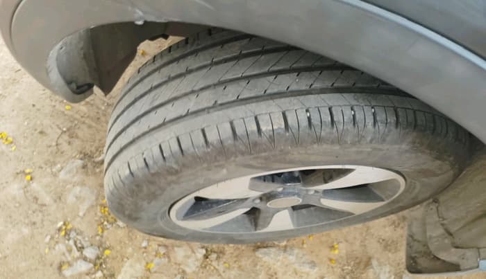 2019 Tata NEXON XZ PLUS PETROL, Petrol, Manual, 70,755 km, tyre