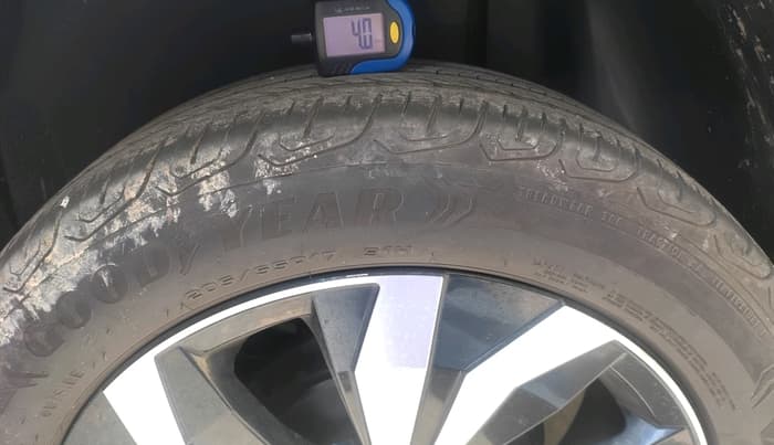 2023 Volkswagen TAIGUN GT PLUS 1.5 TSI DSG, Petrol, Automatic, 37,509 km, tyre