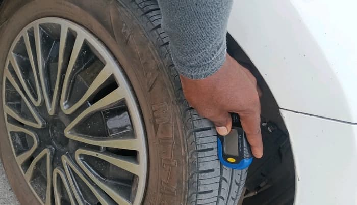 2018 Maruti Celerio VXI CNG, CNG, Manual, 1,72,577 km, tyre