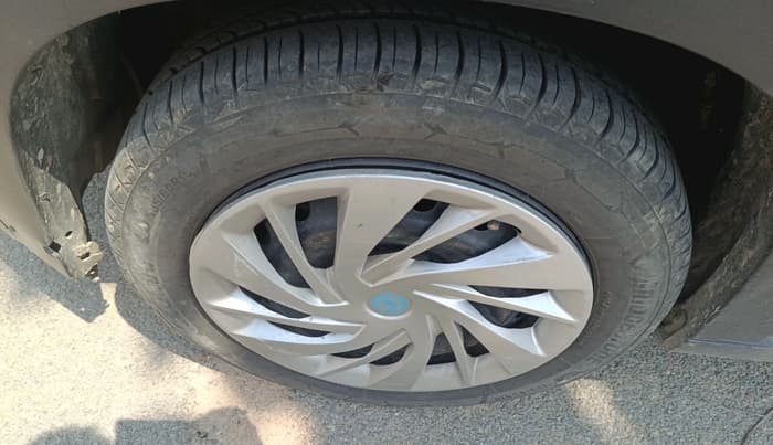 2018 Mahindra KUV 100 NXT K6+ D 6 STR, Diesel, Manual, 2,05,524 km, tyre