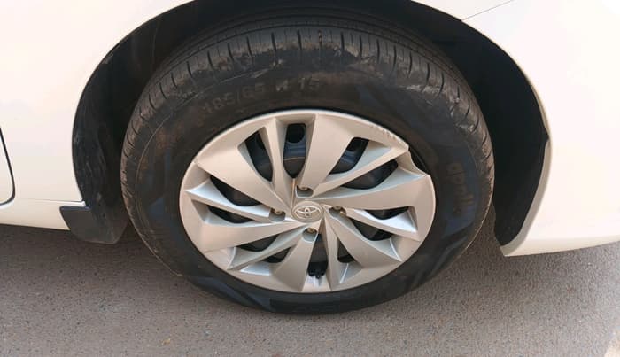 2022 Toyota Glanza S, Petrol, Manual, 73,591 km, tyre
