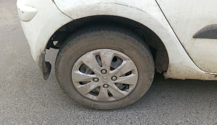 2011 Hyundai i10 MAGNA 1.2, Petrol, Manual, 43,208 km, tyre