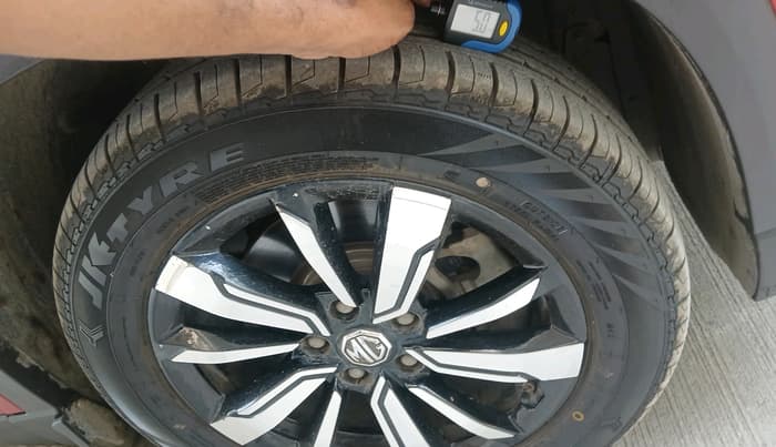 2019 MG HECTOR SHARP 1.5 DCT PETROL, Petrol, Automatic, 64,604 km, tyre
