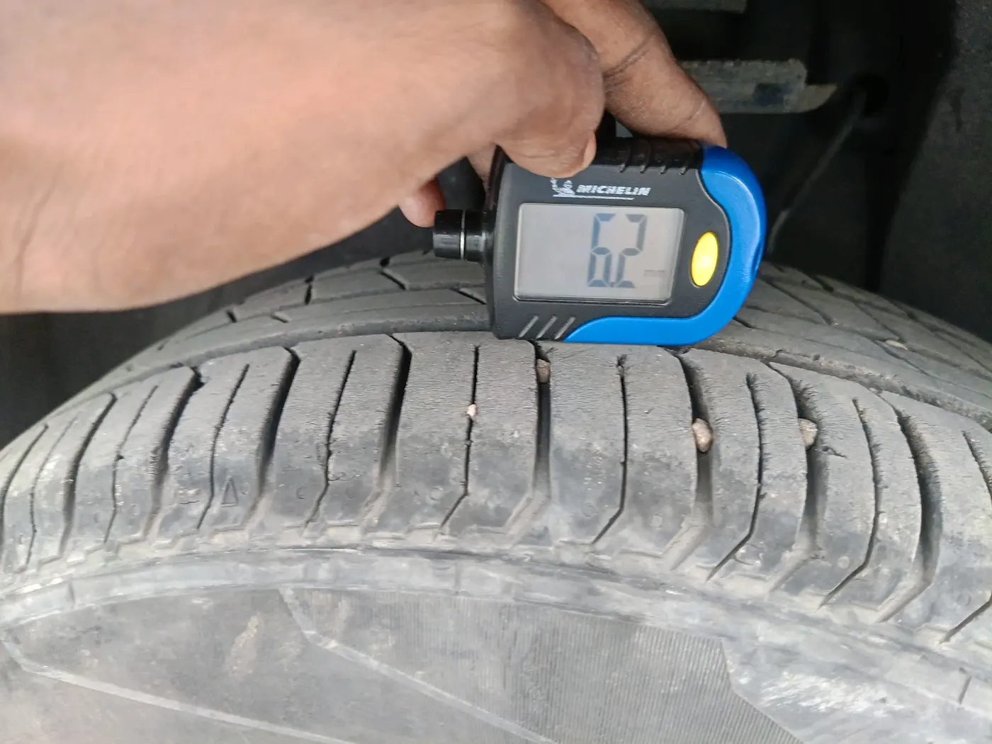 2021 Tata PUNCH ADVENTURE MT, Petrol, Manual, 16,384 km, tyre