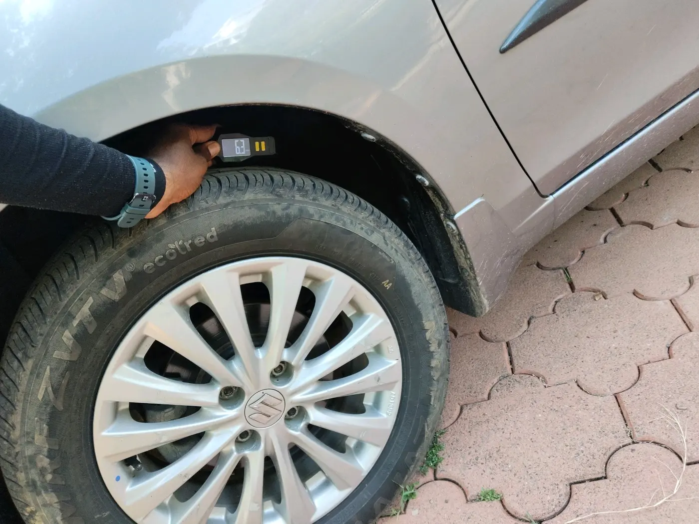 2016 Maruti Ciaz VXI+, Petrol, Manual, 61,319 km, tyre