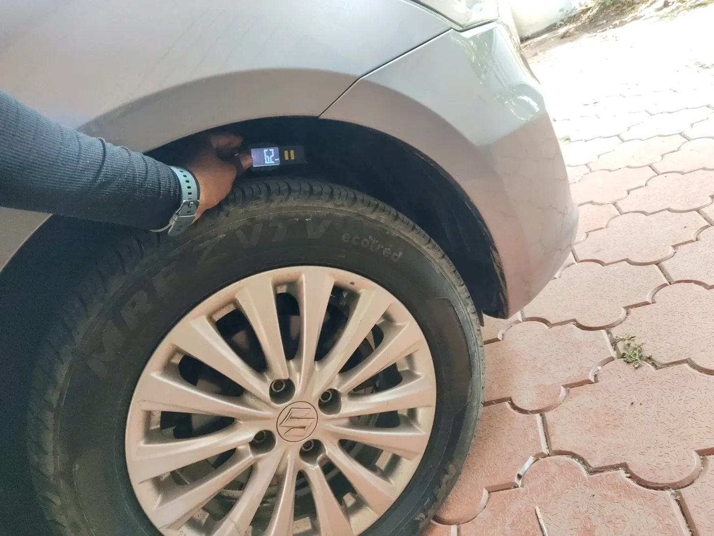 2016 Maruti Ciaz VXI+, Petrol, Manual, 61,319 km, tyre