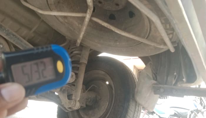 2021 Maruti Eeco 5 STR WITH A/C+HTR, CNG, Manual, 59,744 km, tyre