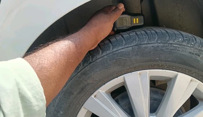2022 Volkswagen VIRTUS HIGHLINE TSI 1.0 AT, Petrol, Automatic, 35,997 km, tyre