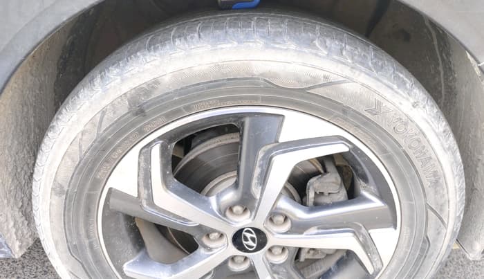 2019 Hyundai Creta SX (O) 1.6 PETROL, Petrol, Manual, 81,657 km, tyre