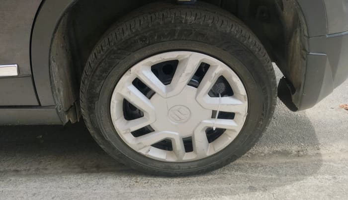 2021 Maruti Vitara Brezza VXI, Petrol, Manual, 41,413 km, tyre