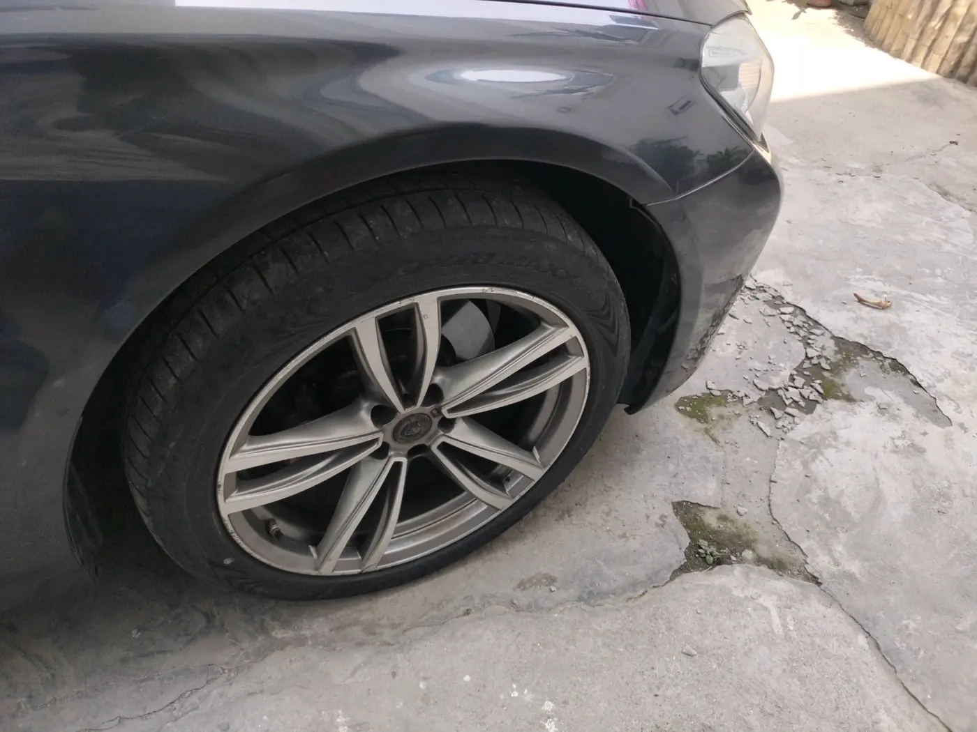 2016 BMW 7 Series 730L D, Diesel, Automatic, 86,814 km, tyre