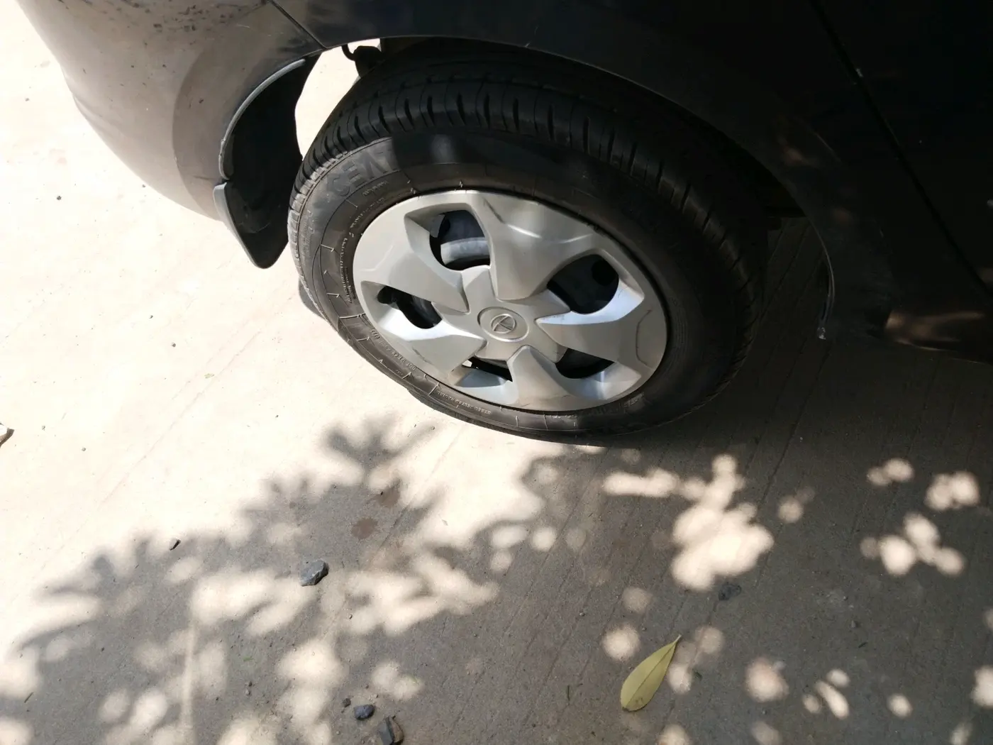 2022 Tata TIGOR XM CNG, CNG, Manual, 80,175 km, tyre