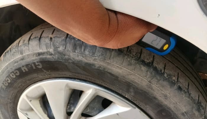 2014 Maruti Ertiga VXI CNG, CNG, Manual, 3,68,594 km, tyre