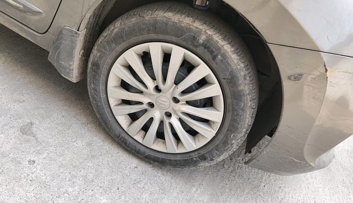 2021 Maruti Baleno DELTA PETROL 1.2, Petrol, Manual, 39,815 km, tyre
