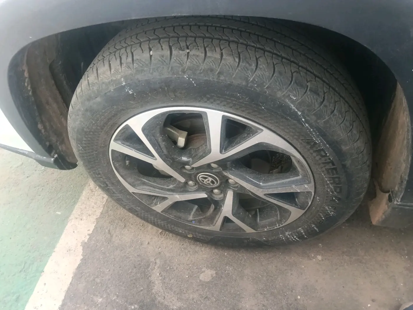 2022 Toyota URBAN CRUISER HYRYDER V AT NEO DRIVE, Petrol, Automatic, 33,782 km, tyre