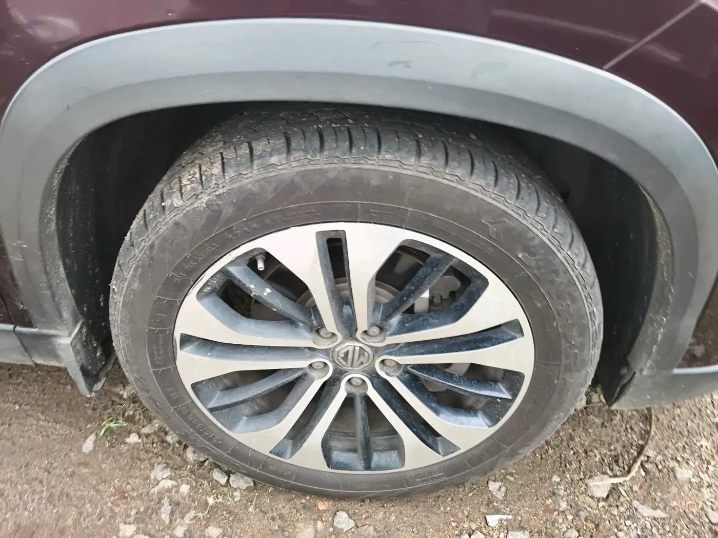 2021 MG HECTOR SHARP 2.0 DIESEL, Diesel, Manual, 68,000 km, tyre