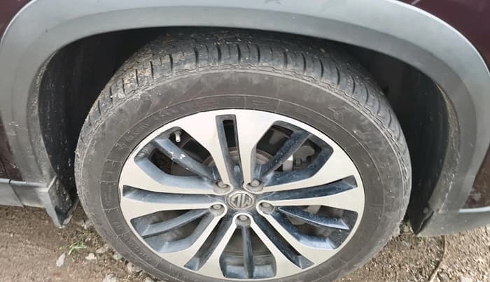 2021 MG HECTOR SHARP 2.0 DIESEL, Diesel, Manual, 67,420 km, tyre