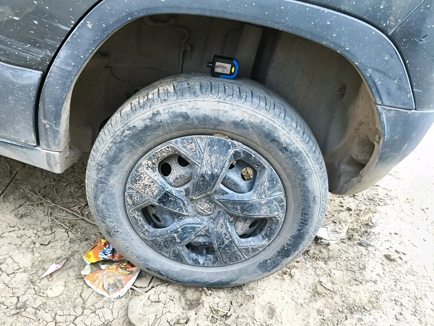 2022 Tata PUNCH PURE MT, Petrol, Manual, 20,700 km, tyre