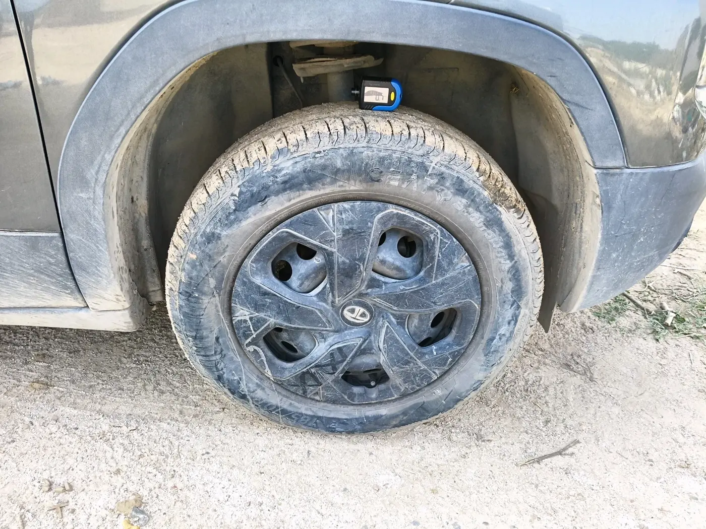 2022 Tata PUNCH PURE MT, Petrol, Manual, 20,700 km, tyre