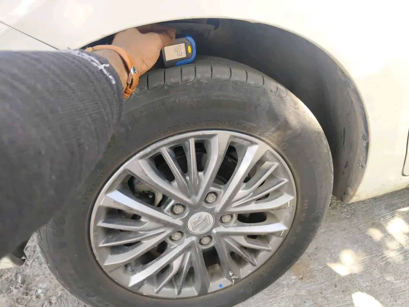 2021 Maruti Ertiga VXI CNG, CNG, Manual, 1,22,193 km, tyre