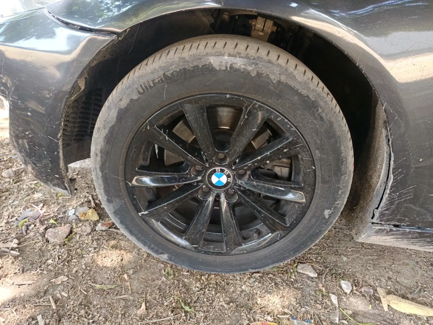 2010 BMW 5 Series 525D, Diesel, Automatic, 1,75,570 km, tyre
