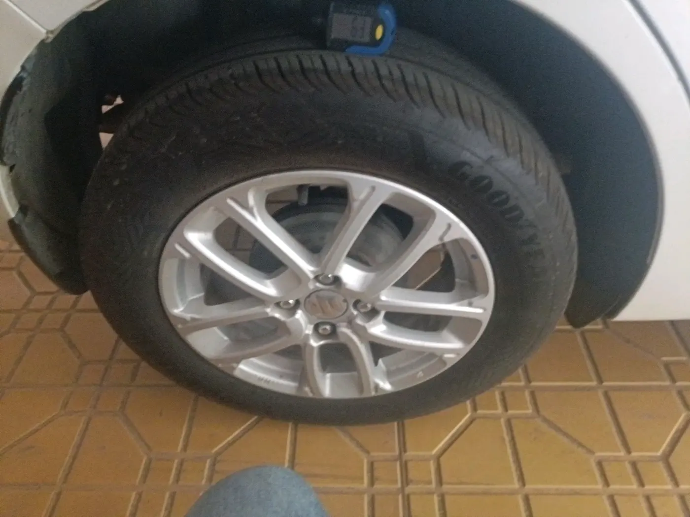 2019 Maruti Swift ZXI AMT, Petrol, Automatic, 46,240 km, tyre