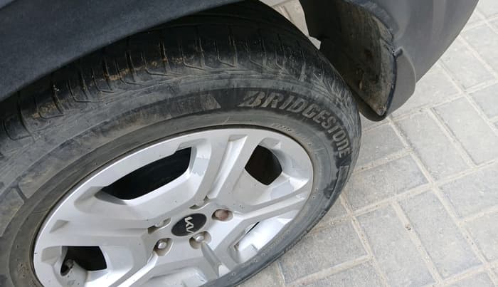 2021 KIA SONET HTK PLUS 1.5, Diesel, Manual, 65,065 km, tyre