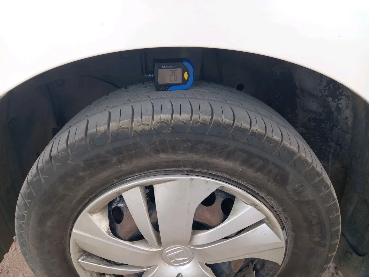 2019 Honda Amaze 1.2L I-VTEC S, CNG, Manual, 1,60,615 km, tyre