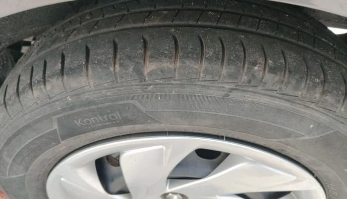 2018 Hyundai NEW SANTRO SPORTZ MT, Petrol, Manual, 10,672 km, tyre