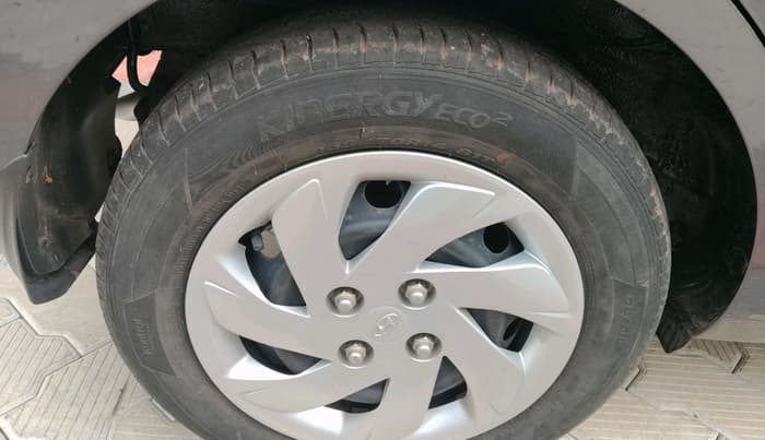 2018 Hyundai NEW SANTRO SPORTZ MT, Petrol, Manual, 10,672 km, tyre
