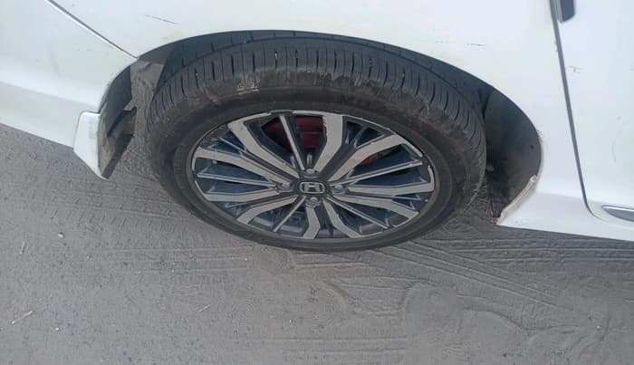 2018 Honda City 1.5L I-DTEC ZX, Diesel, Manual, 1,96,014 km, tyre