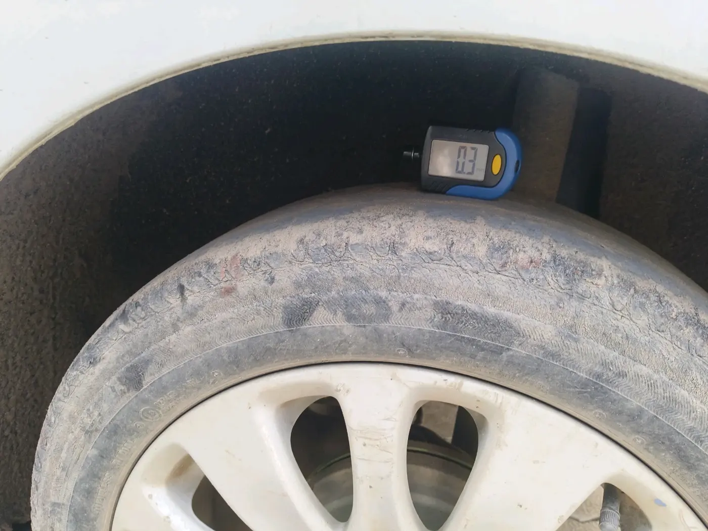 2015 Maruti Baleno ALPHA DIESEL 1.3, Diesel, Manual, 1,14,892 km, tyre