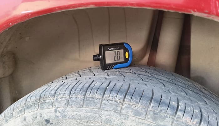 2018 Maruti Swift VDI, Diesel, Manual, 1,04,758 km, tyre