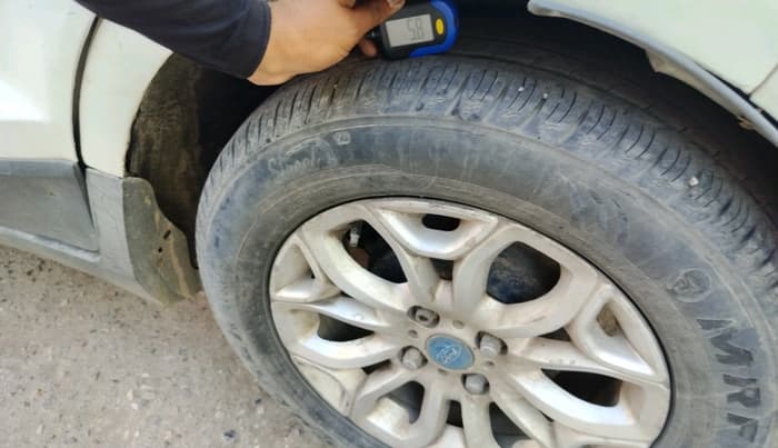 2016 Ford Ecosport TITANIUM 1.5L DIESEL, Diesel, Manual, 1,50,734 km, tyre