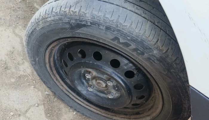 2012 Maruti Wagon R 1.0 LXI, CNG, Manual, 1,31,689 km, tyre