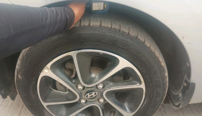 2017 Hyundai Grand i10 ASTA 1.2 KAPPA VTVT, Petrol, Manual, 62,915 km, tyre