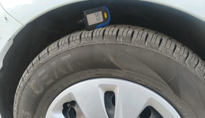 2011 Hyundai i10 MAGNA 1.1, CNG, Manual, 76,019 km, tyre