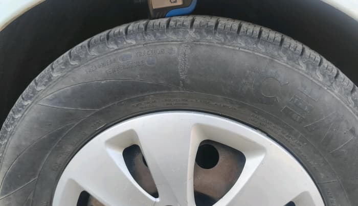 2011 Hyundai i10 MAGNA 1.1, CNG, Manual, 76,019 km, tyre
